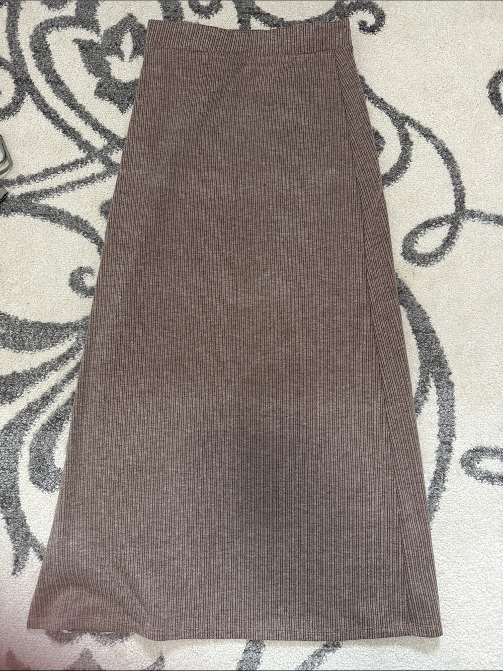 HALARA Ribbed Maxi Skirt in Taupe Brown